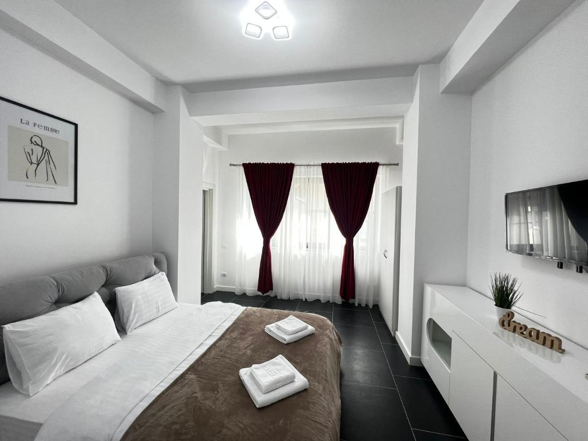Cozy Aparthotel - Central City Сучава Екстер'єр фото