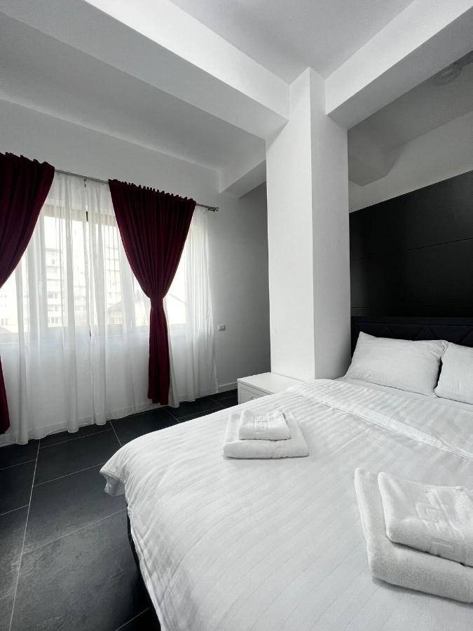 Cozy Aparthotel - Central City Сучава Екстер'єр фото