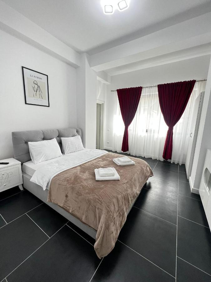 Cozy Aparthotel - Central City Сучава Екстер'єр фото
