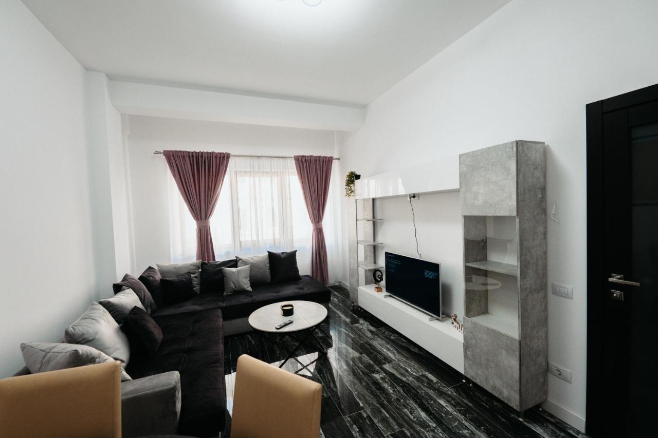 Cozy Aparthotel - Central City Сучава Екстер'єр фото